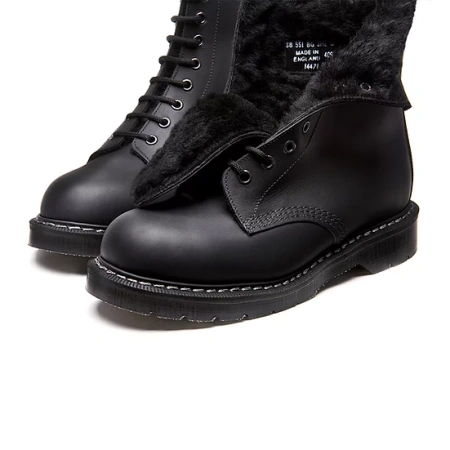 Ботинки Solovair Black Greasy 8 Eye Derby Boot with Shearling Lining
