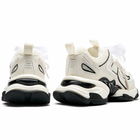 Кроссовки KOI Footwear Labyrinth Mega Chunky - White