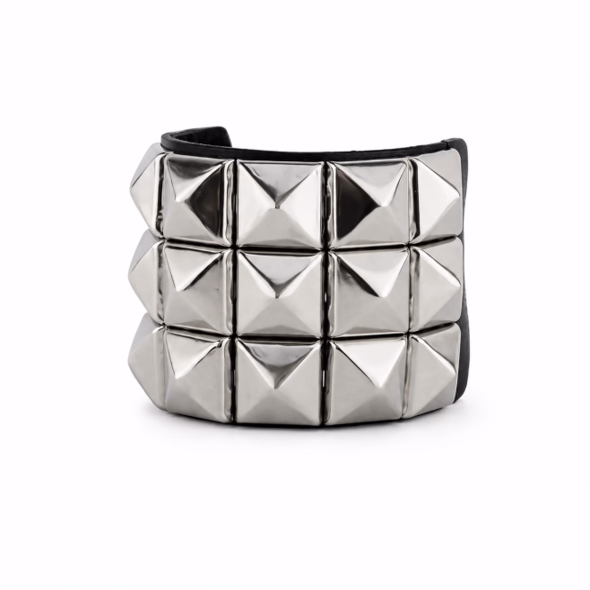 Напульсник Underground 3 ROW NICKEL PYRAMID STUDS SILVER